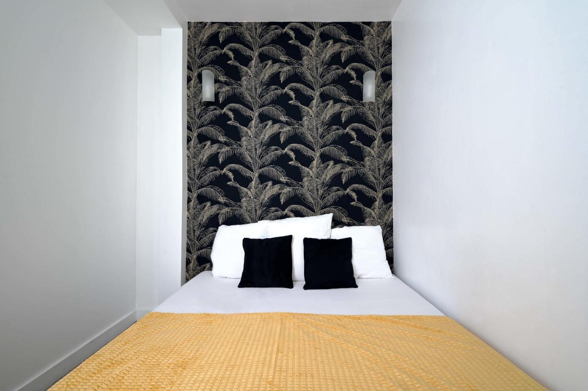 2 Bed Modern Fully Furnish Flat,Close To Buttes Chaumon Park Apartment Paris Exterior foto