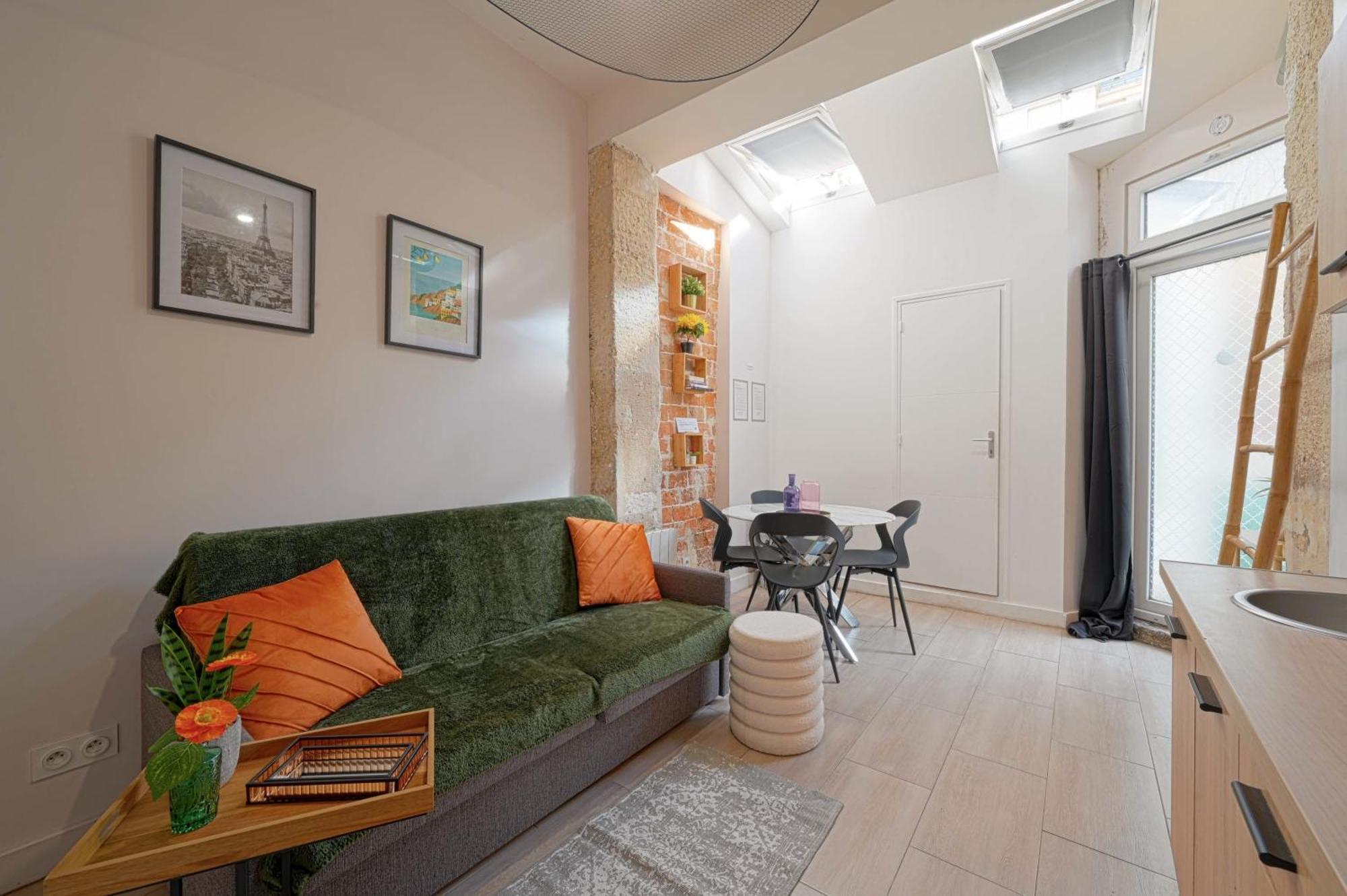 2 Bed Modern Fully Furnish Flat,Close To Buttes Chaumon Park Apartment Paris Exterior foto